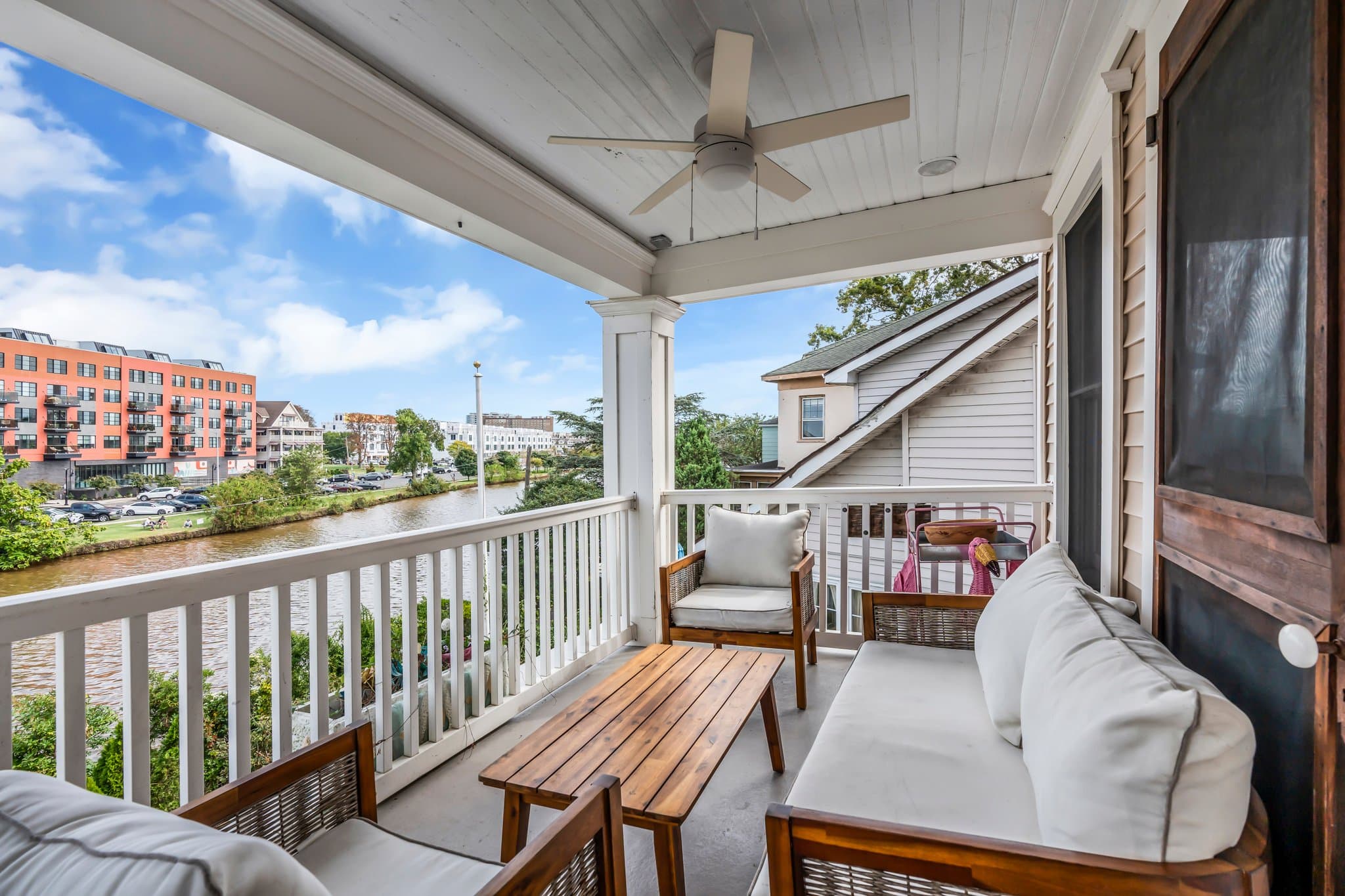 Ocean Grove House: 100 Lake Ave