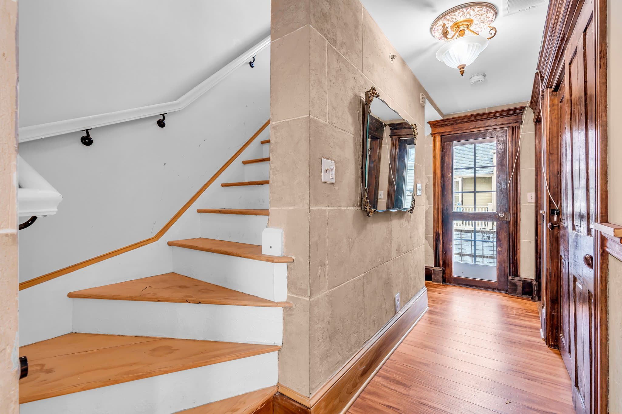 Ocean Grove House: 100 Lake Ave