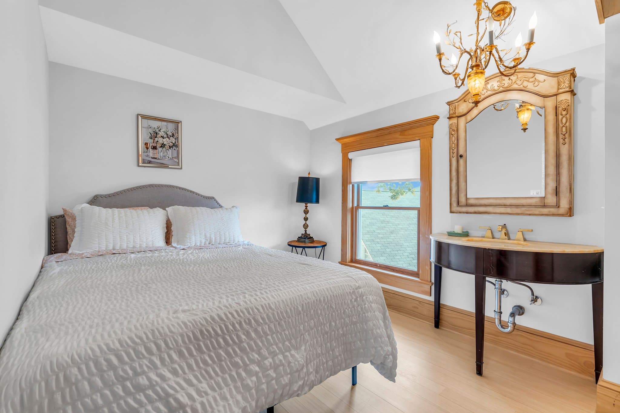 Ocean Grove House: 100 Lake Ave