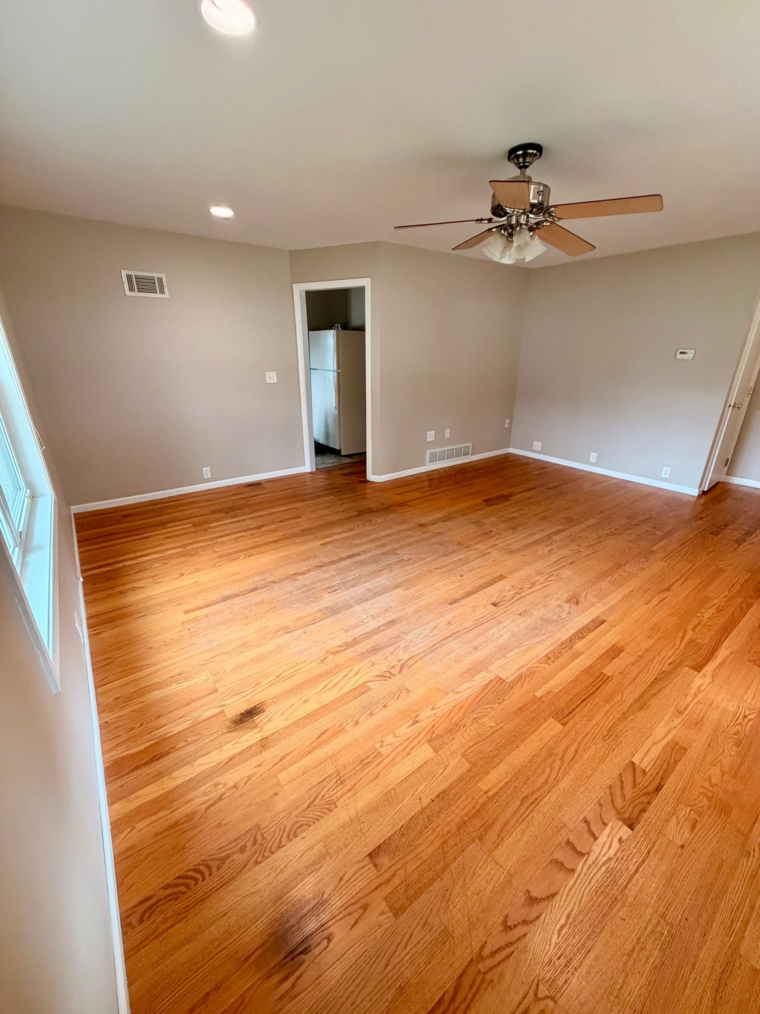 Columbus House: 1471 18th Ave
