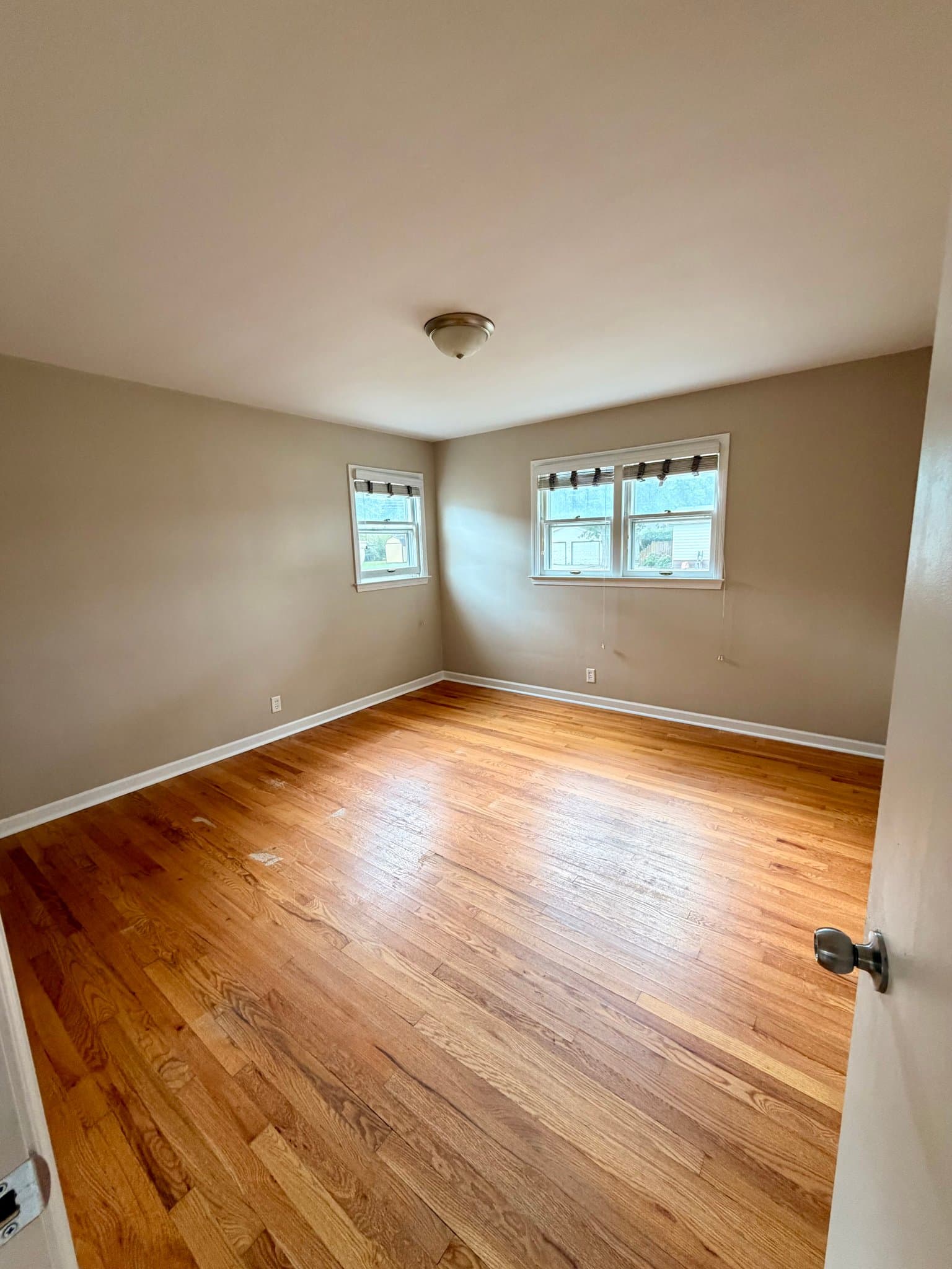 Columbus House: 1471 18th Ave