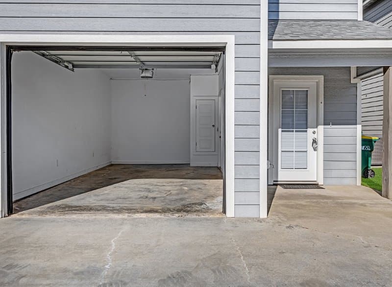 TEXARKANA Townhome: 3320 Robin Lane