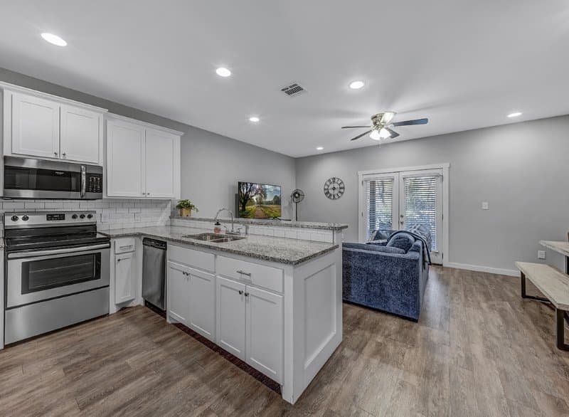 TEXARKANA Townhome: 3320 Robin Lane