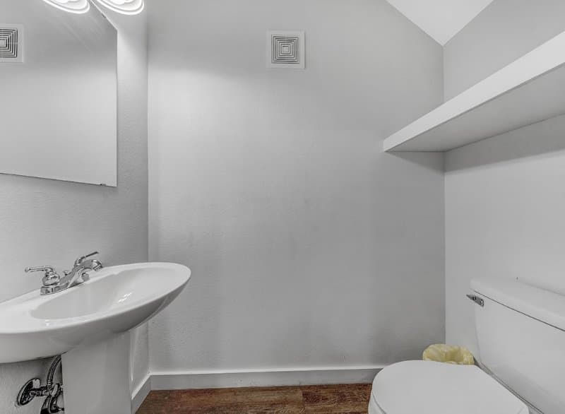 TEXARKANA Townhome: 3320 Robin Lane