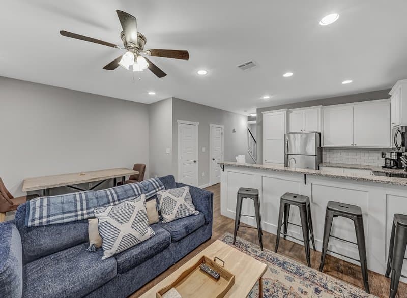 TEXARKANA Townhome: 3320 Robin Lane