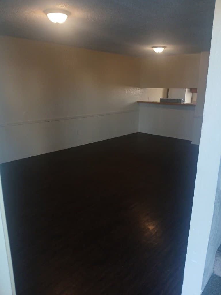 Fort Smith Apartment: 4301 Yorkshire Dr.