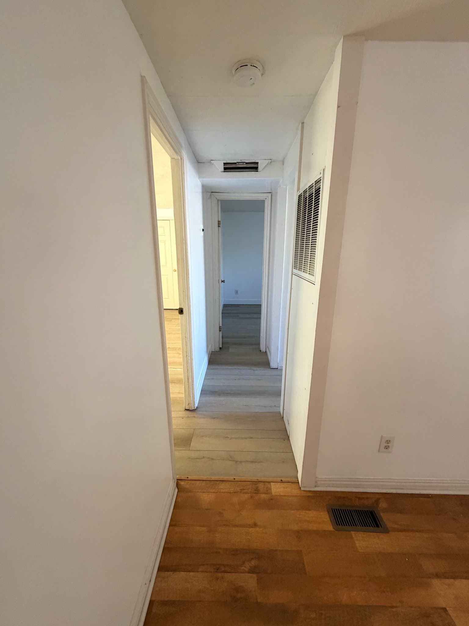 Washington House: 380 E Telegraph St