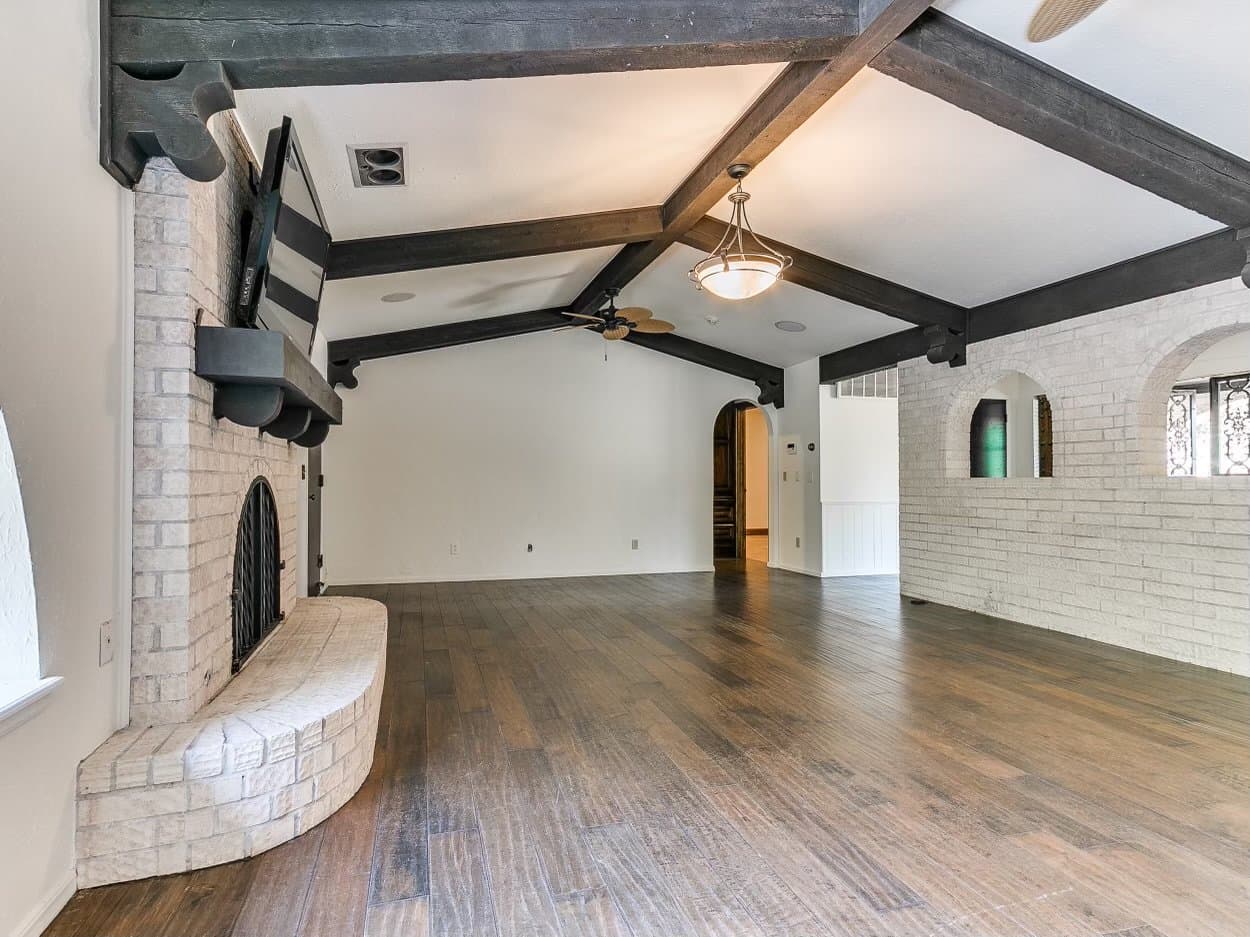Oklahoma City House: 212 W Ridgewood Dr