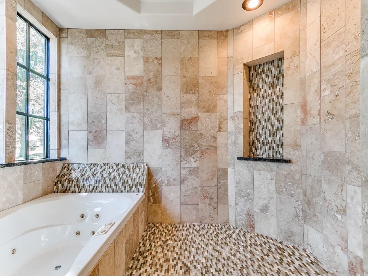 Oklahoma City House: 212 W Ridgewood Dr