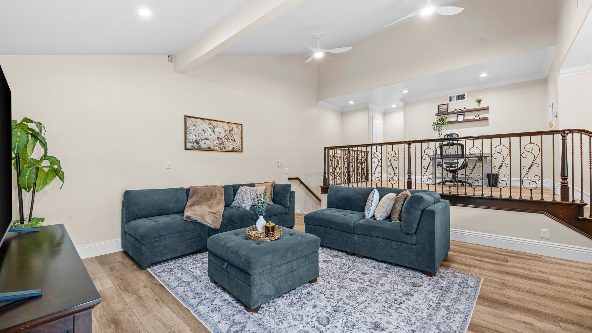 Santa Ana Townhome: 2960 S. Greenville St