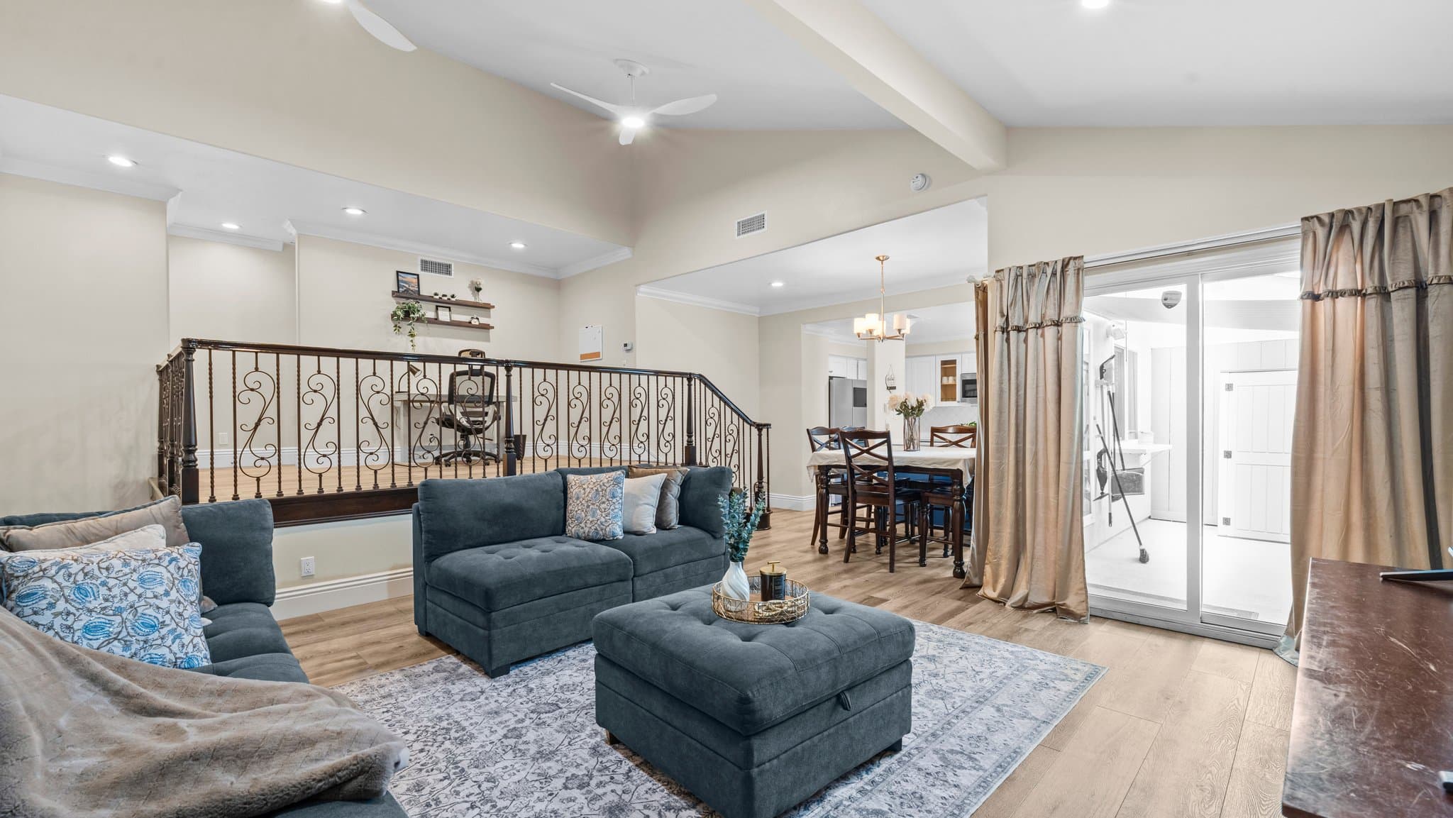 Santa Ana Townhome: 2960 S. Greenville St