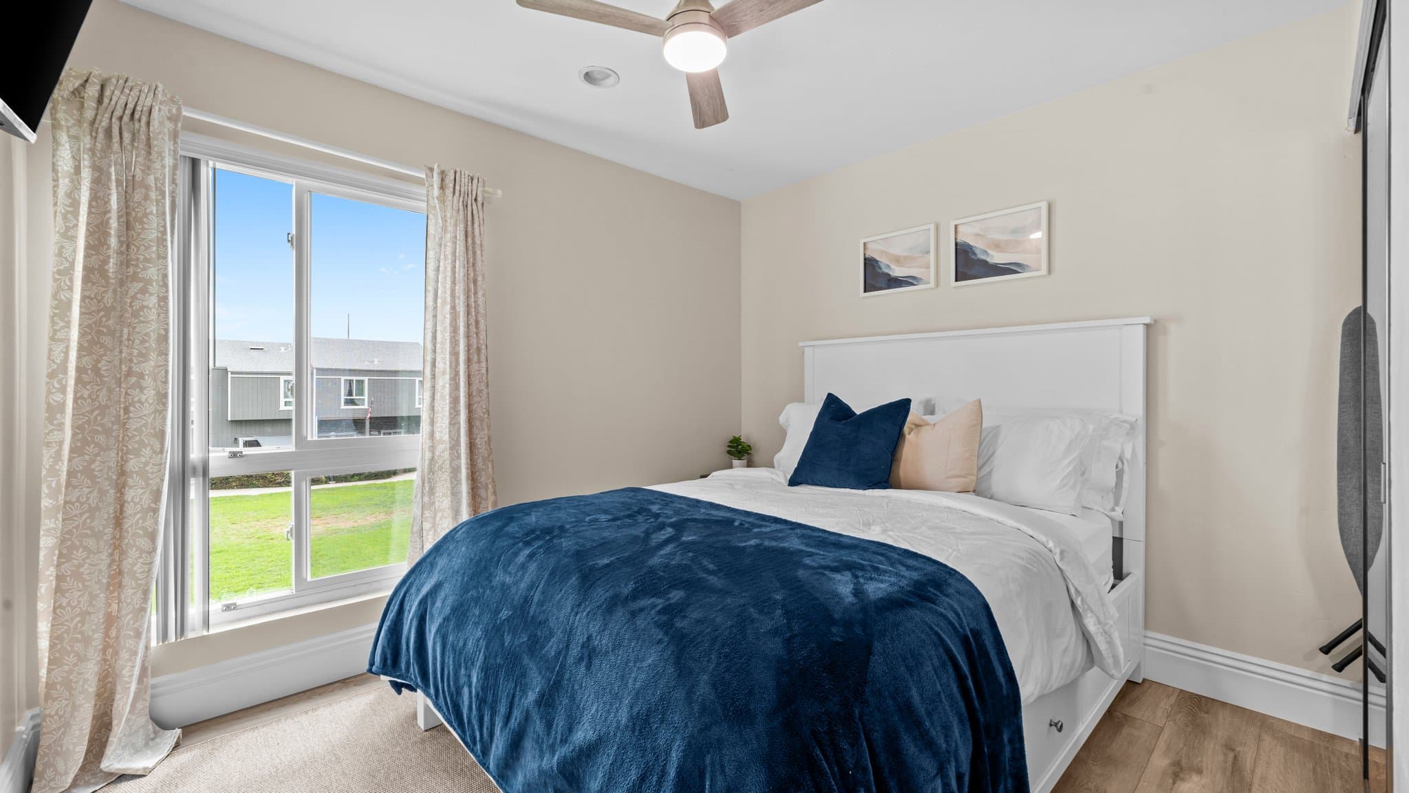 Santa Ana Townhome: 2960 S. Greenville St