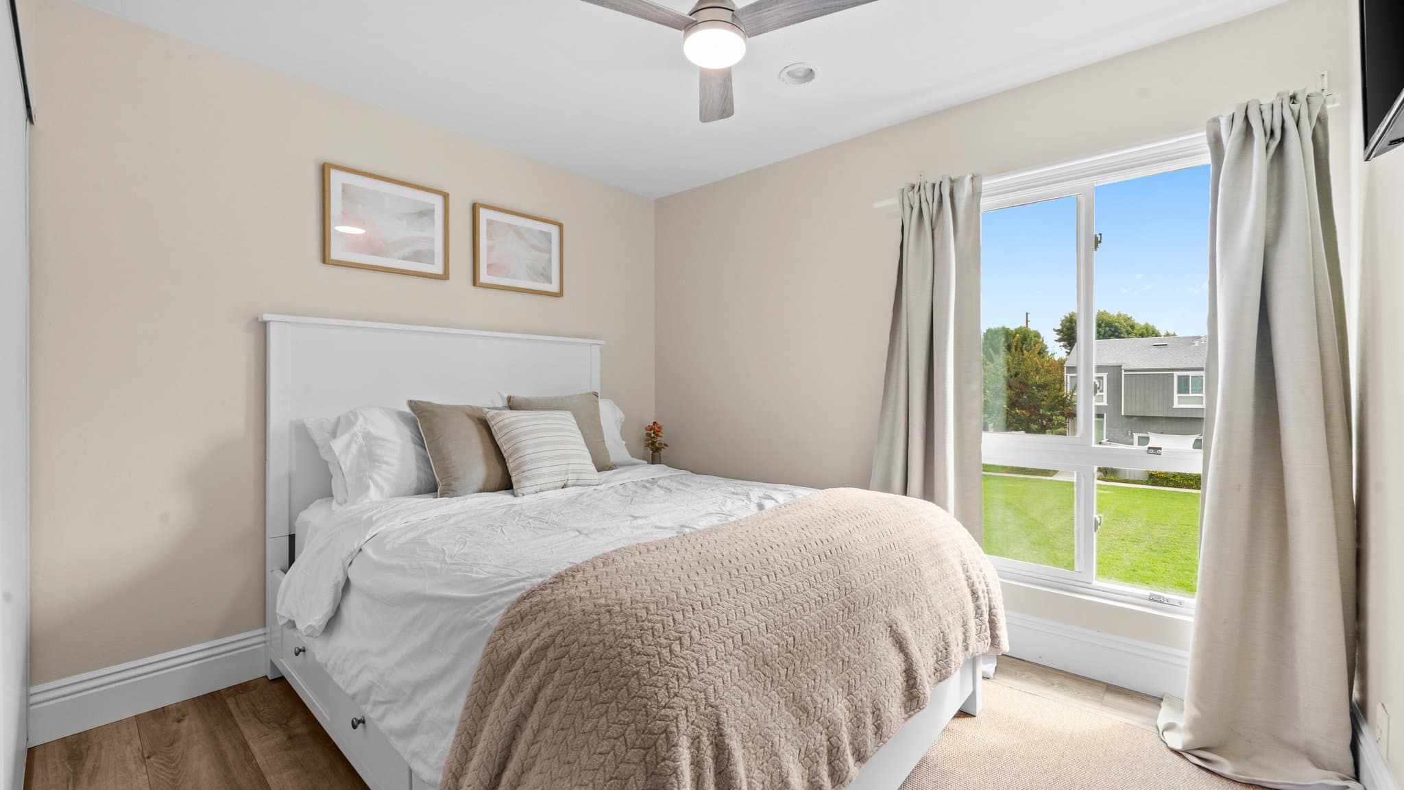 Santa Ana Townhome: 2960 S. Greenville St