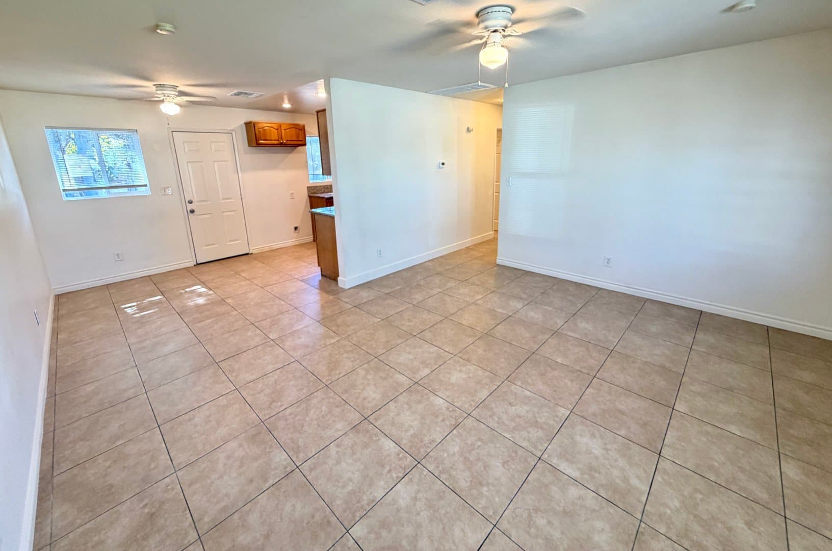 Riverside House: 8756 Greenpoint Ave