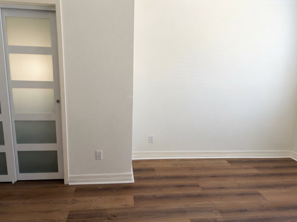 Houston Condo: 1829 Augusta Dr
