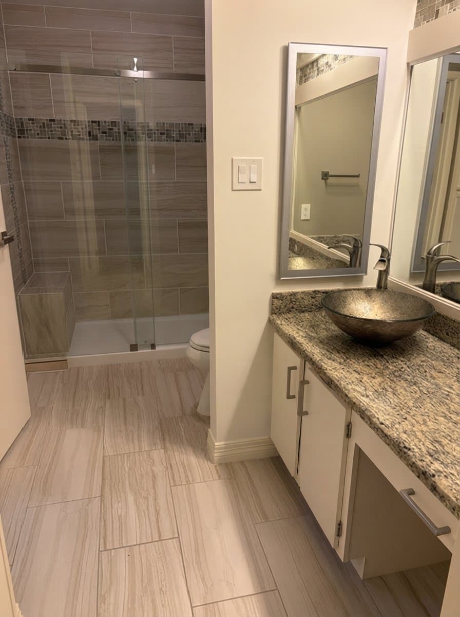 Houston Condo: 1829 Augusta Dr