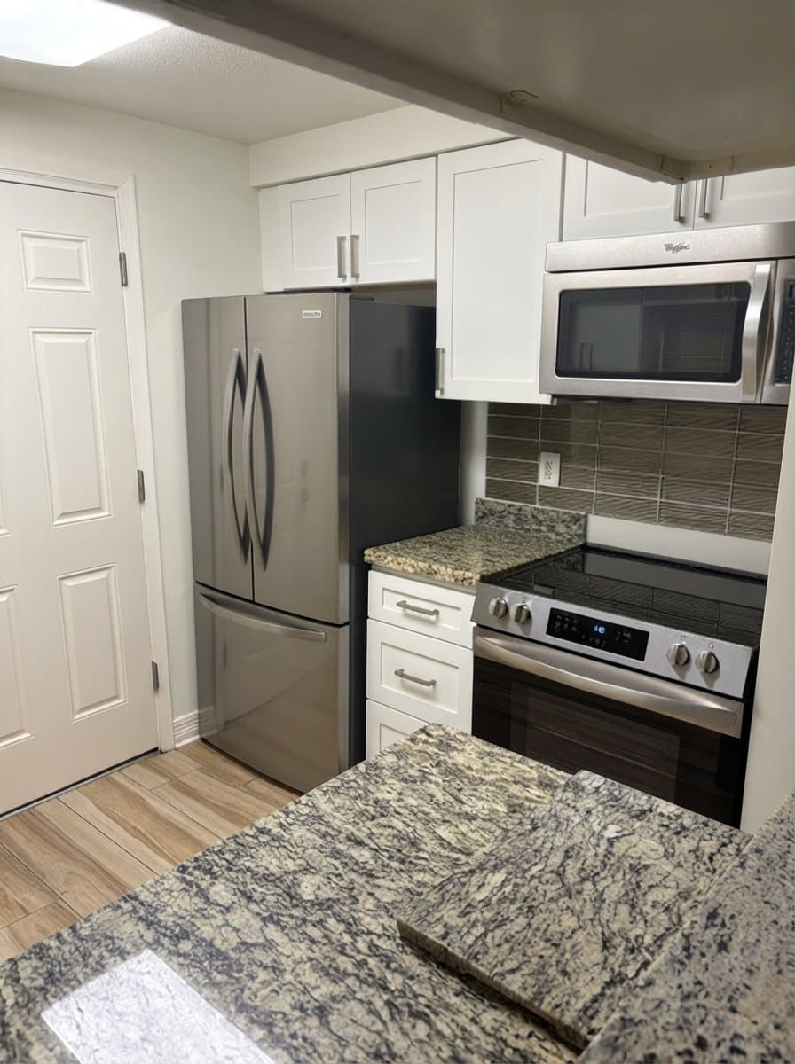 Houston Condo: 1829 Augusta Dr