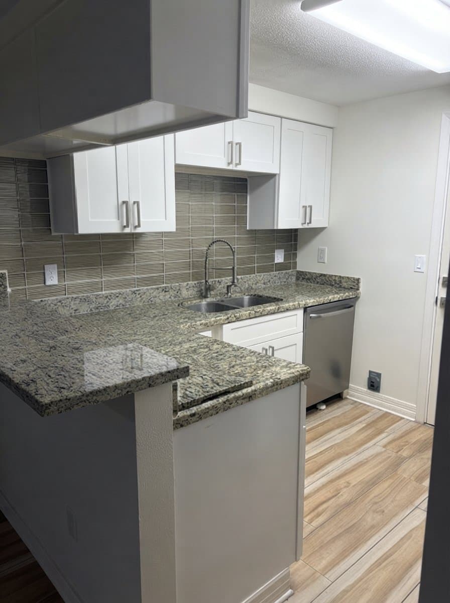 Houston Condo: 1829 Augusta Dr