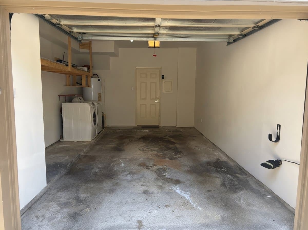 Houston Condo: 1829 Augusta Dr