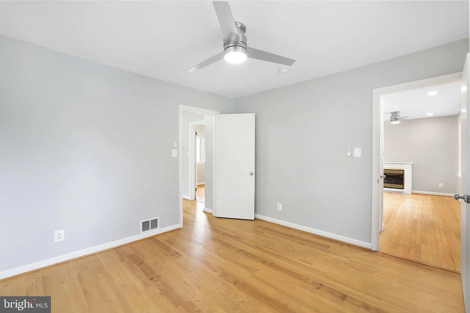 Cheverly House: 3122 Cheverly Avenue