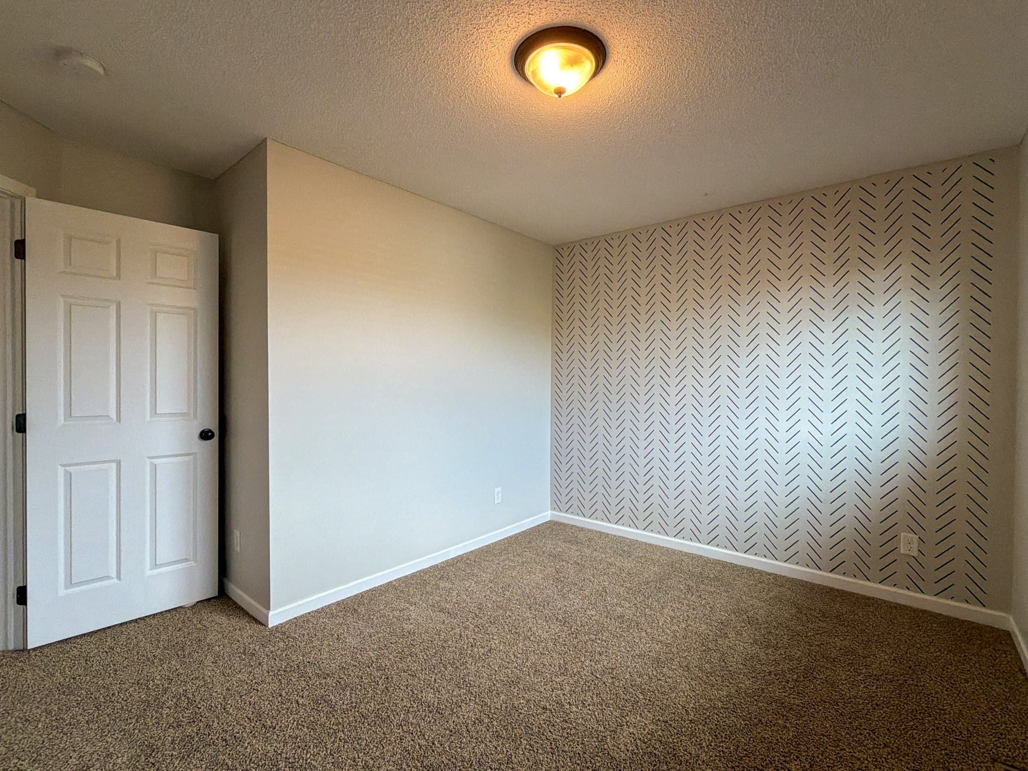 Montrose House: 820 Cole Ave