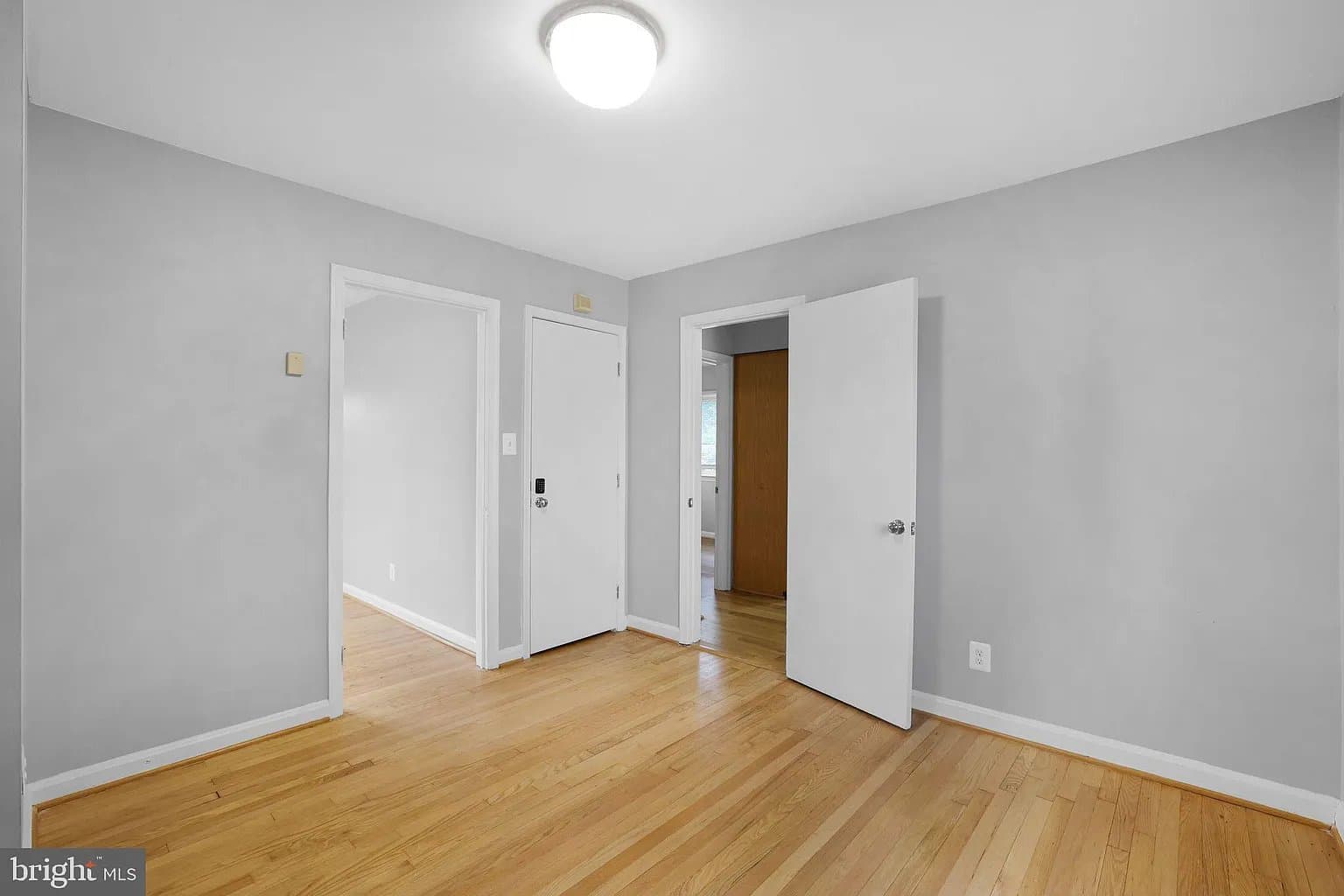Cheverly House: 3122 Cheverly Avenue