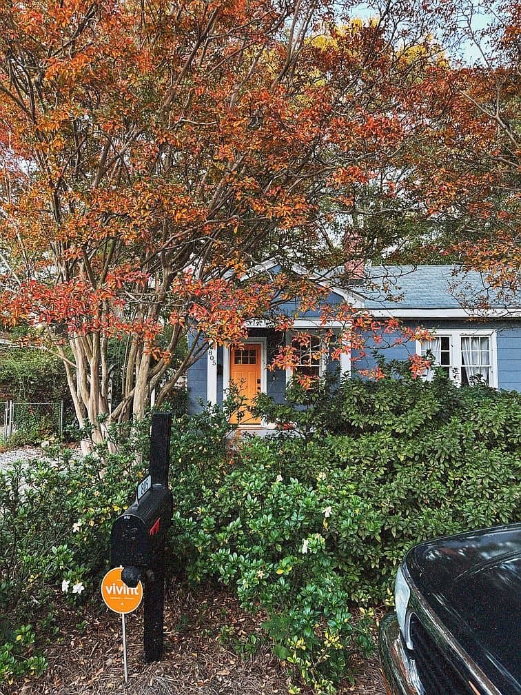 Anderson House: 805 S Manning St