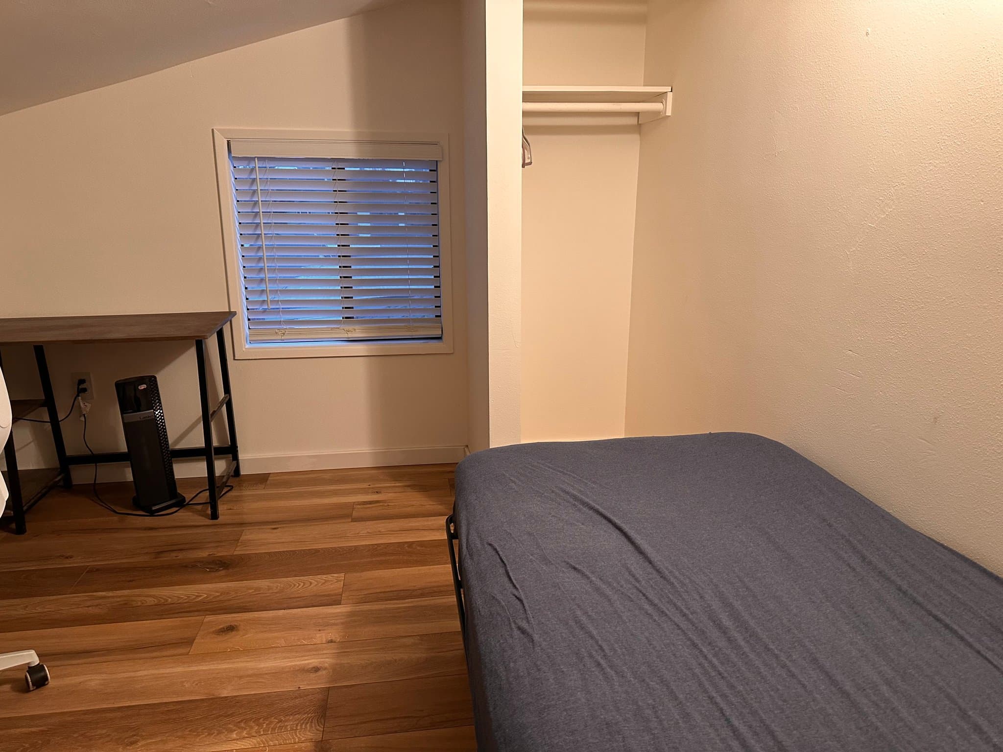Seattle Other: 9256 21st Ave SW