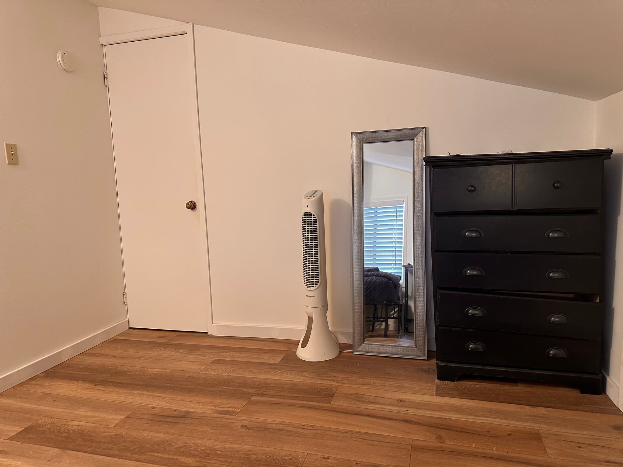 Seattle Other: 9256 21st Ave SW