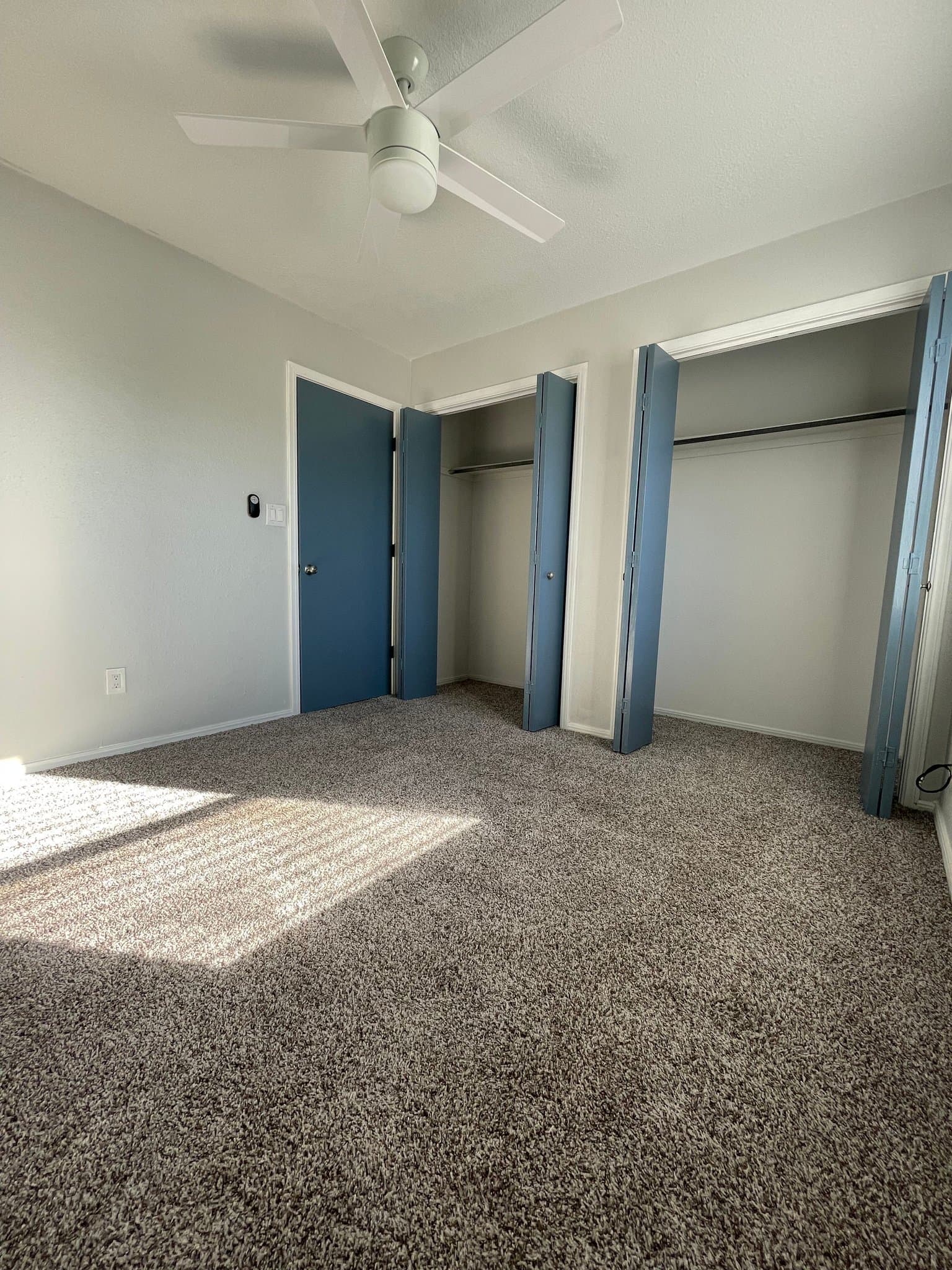 Lawton Apartment: 4005 NW Ozmun Ave