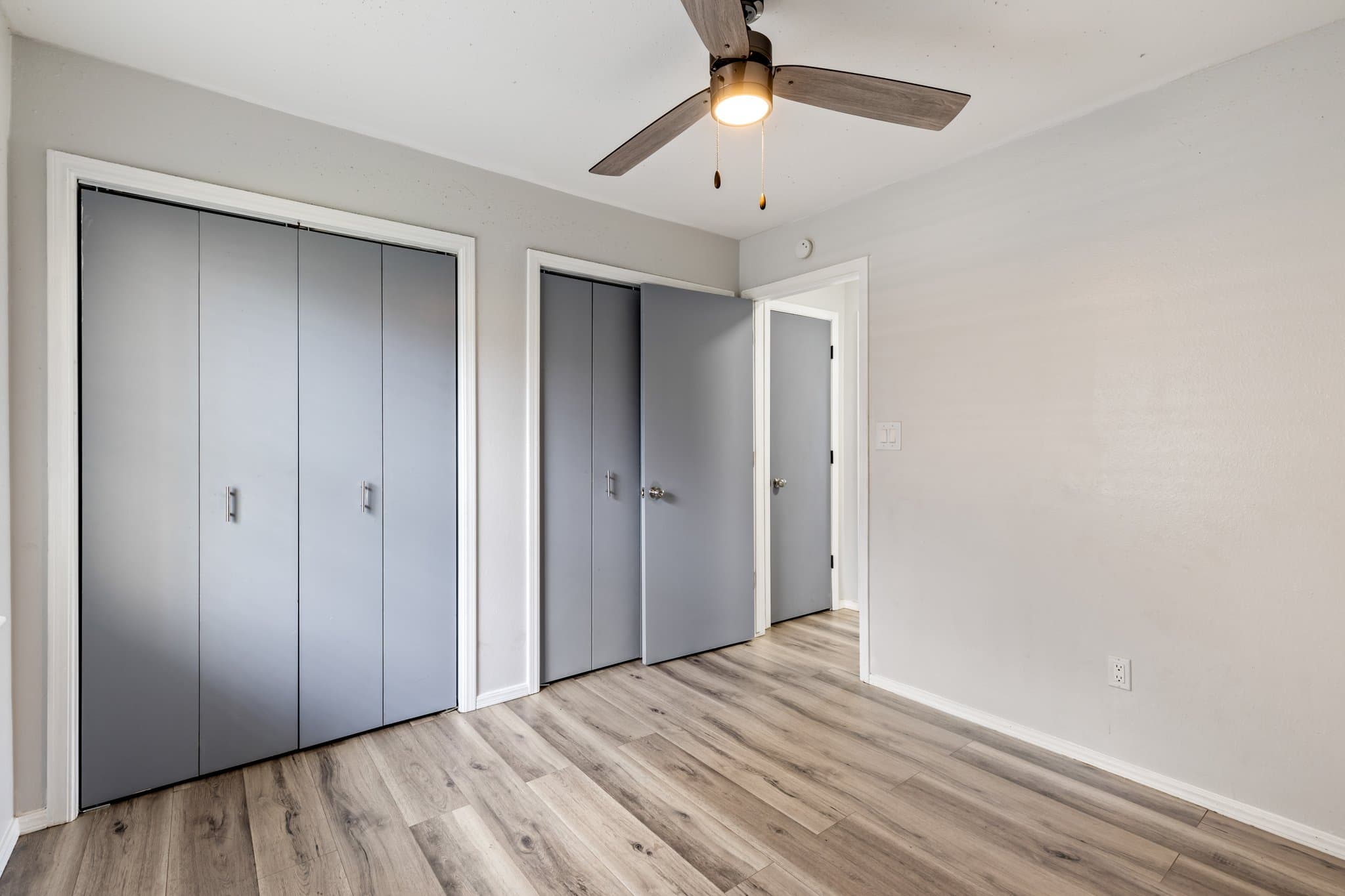 Lawton Apartment: 4009 NW Ozmun Ave
