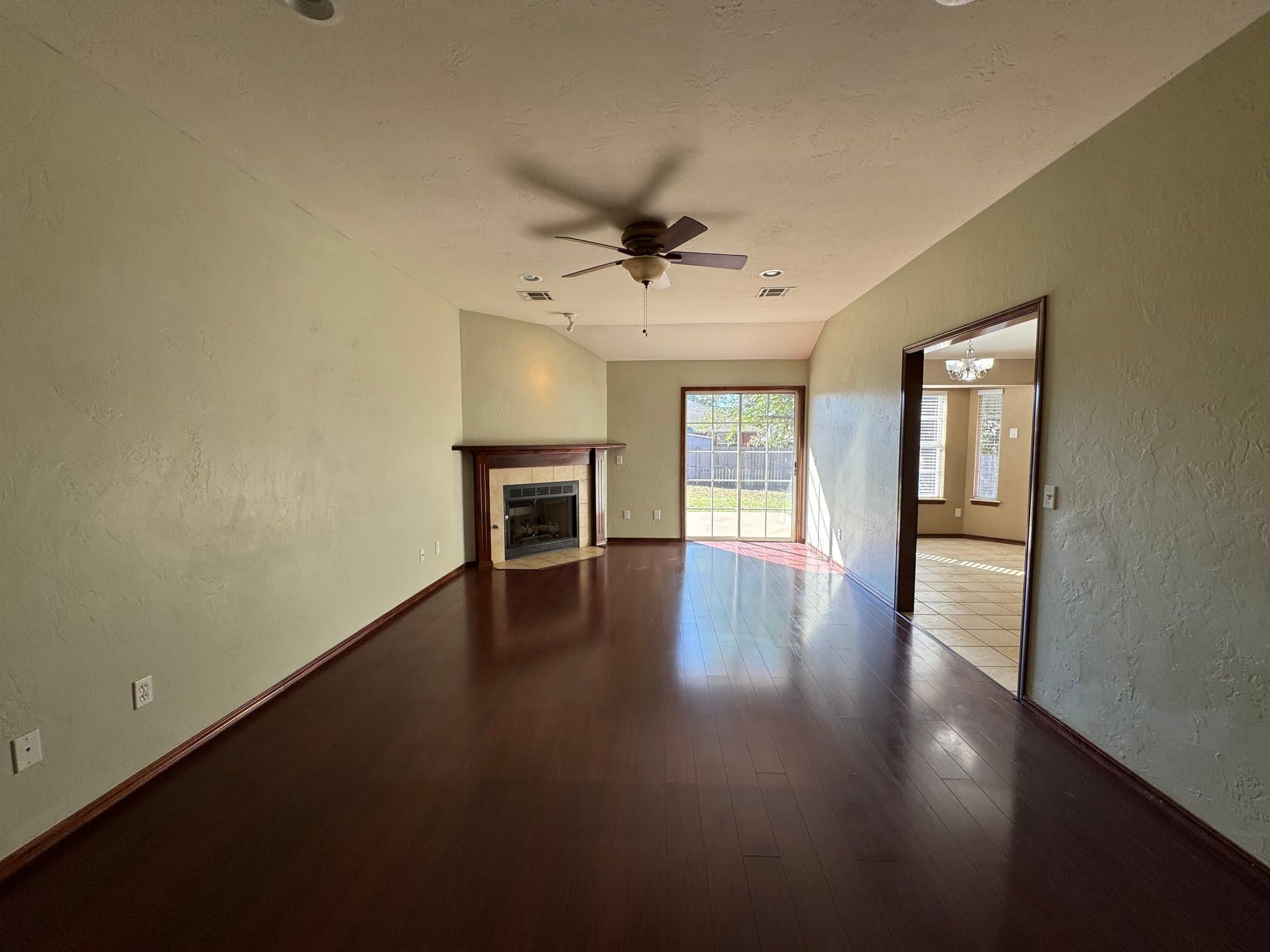 Moore House: 624 NW 20th