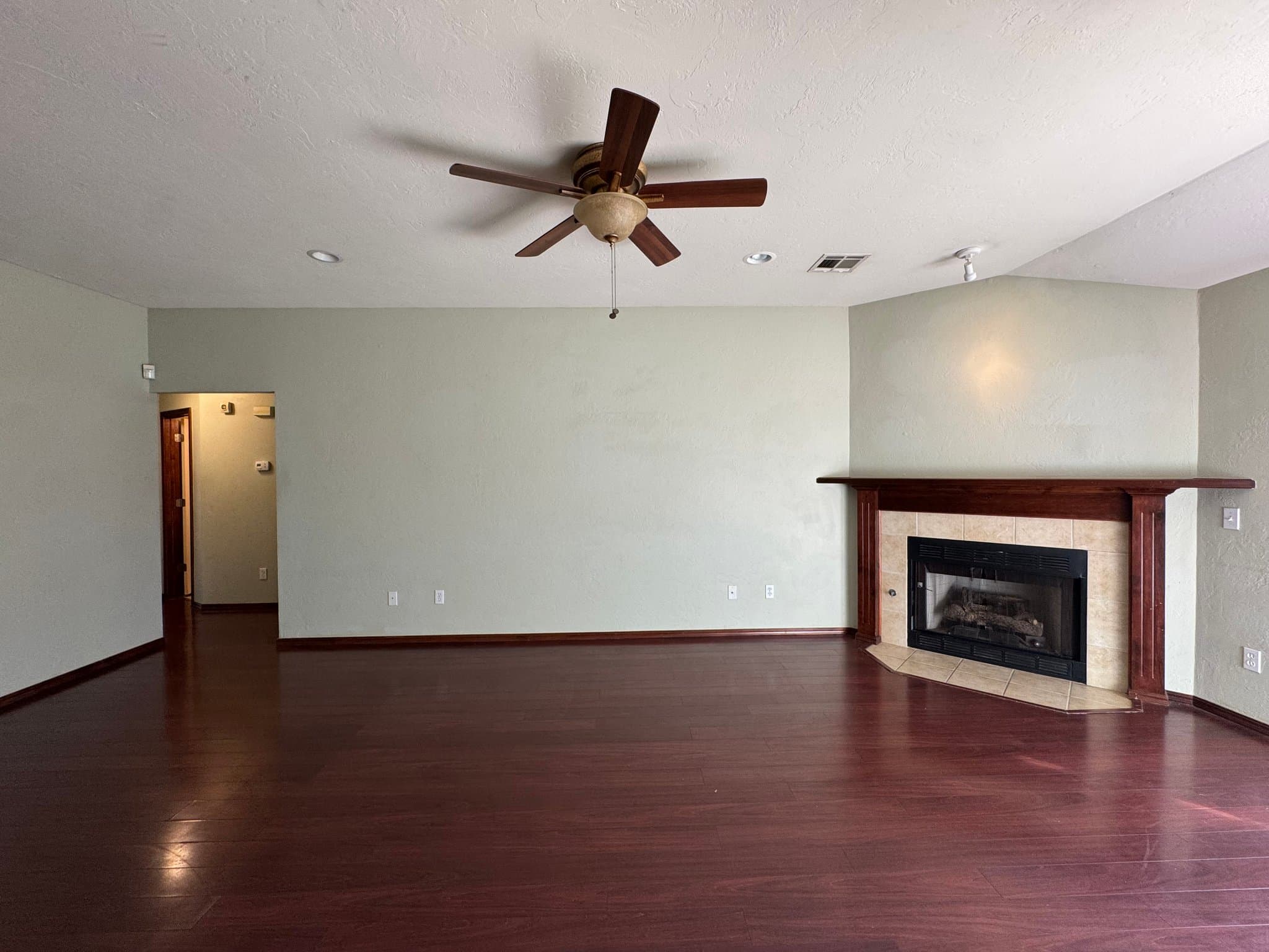 Moore House: 624 NW 20th