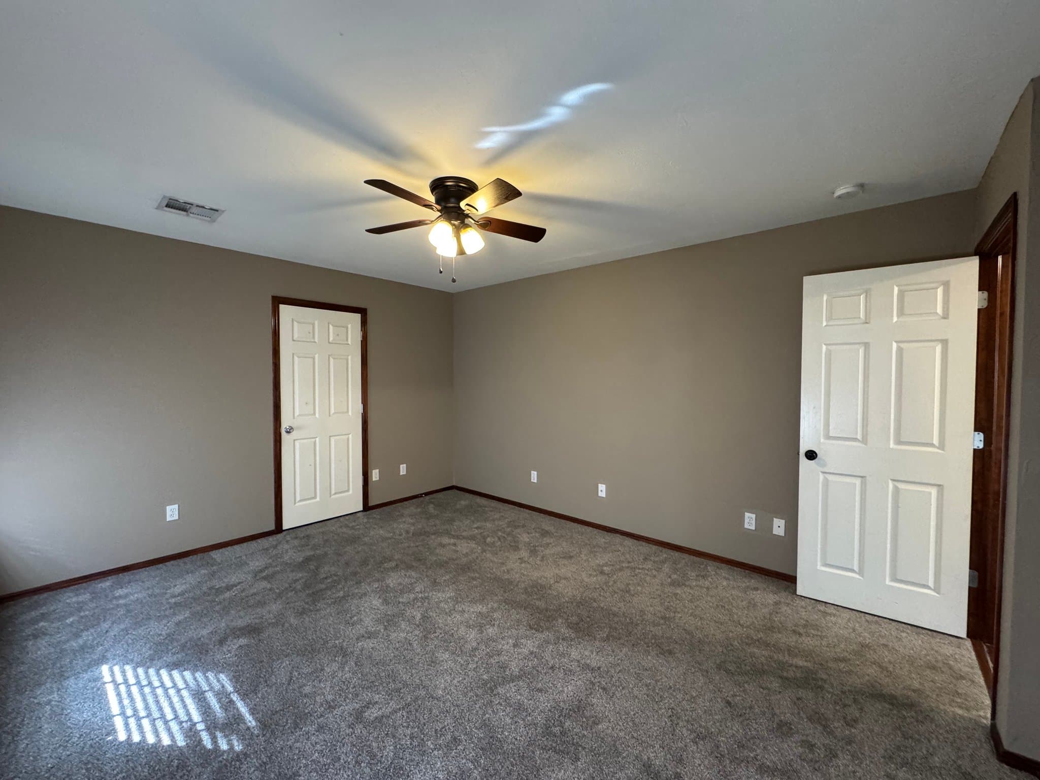 Moore House: 624 NW 20th