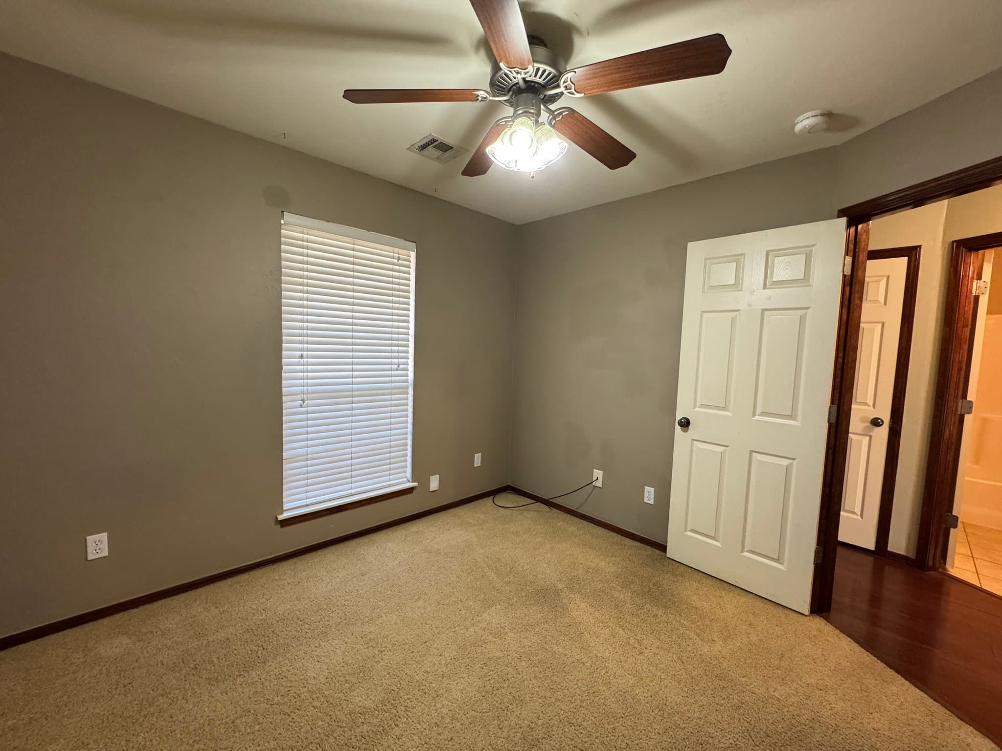 Moore House: 624 NW 20th