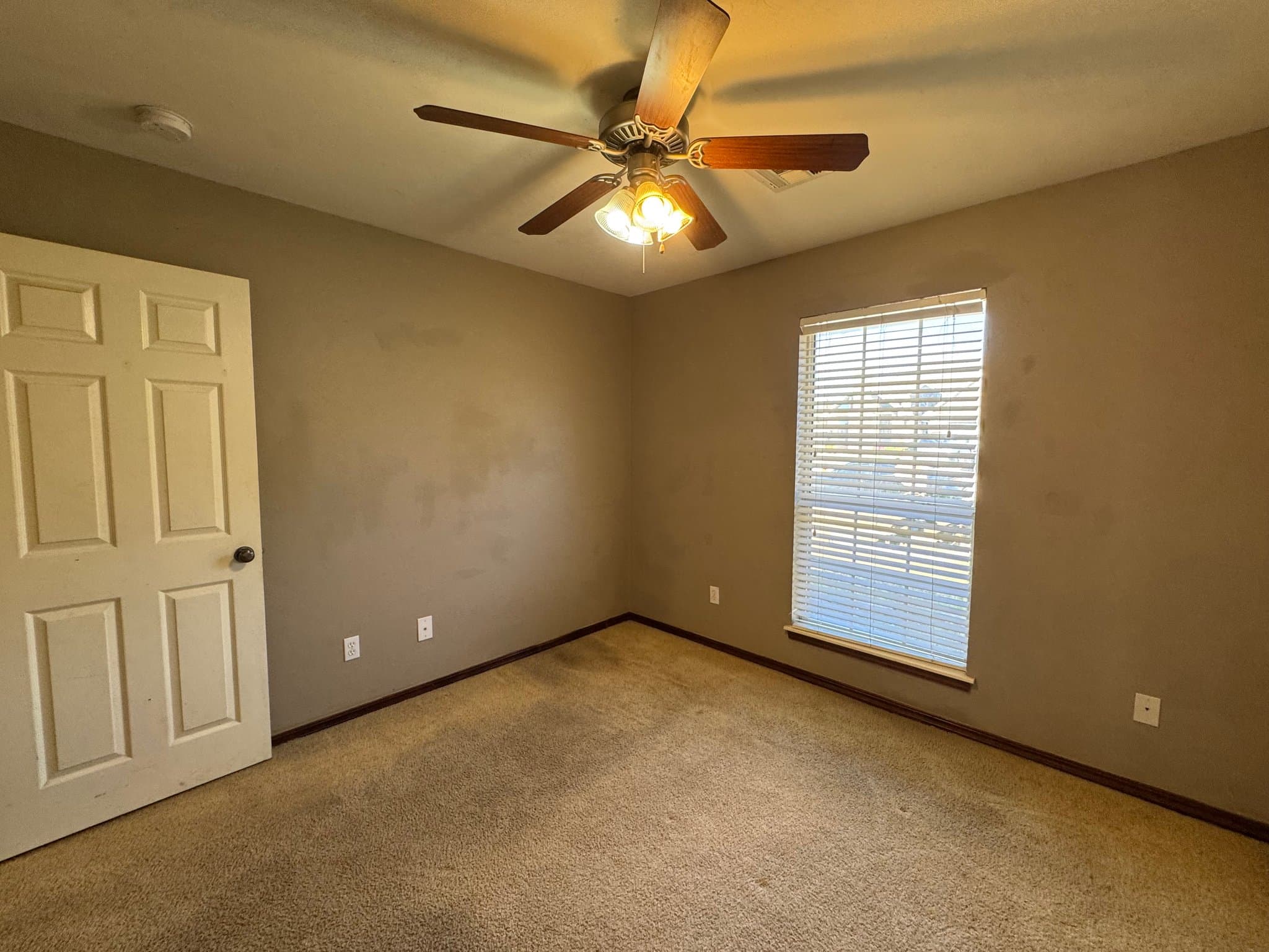 Moore House: 624 NW 20th