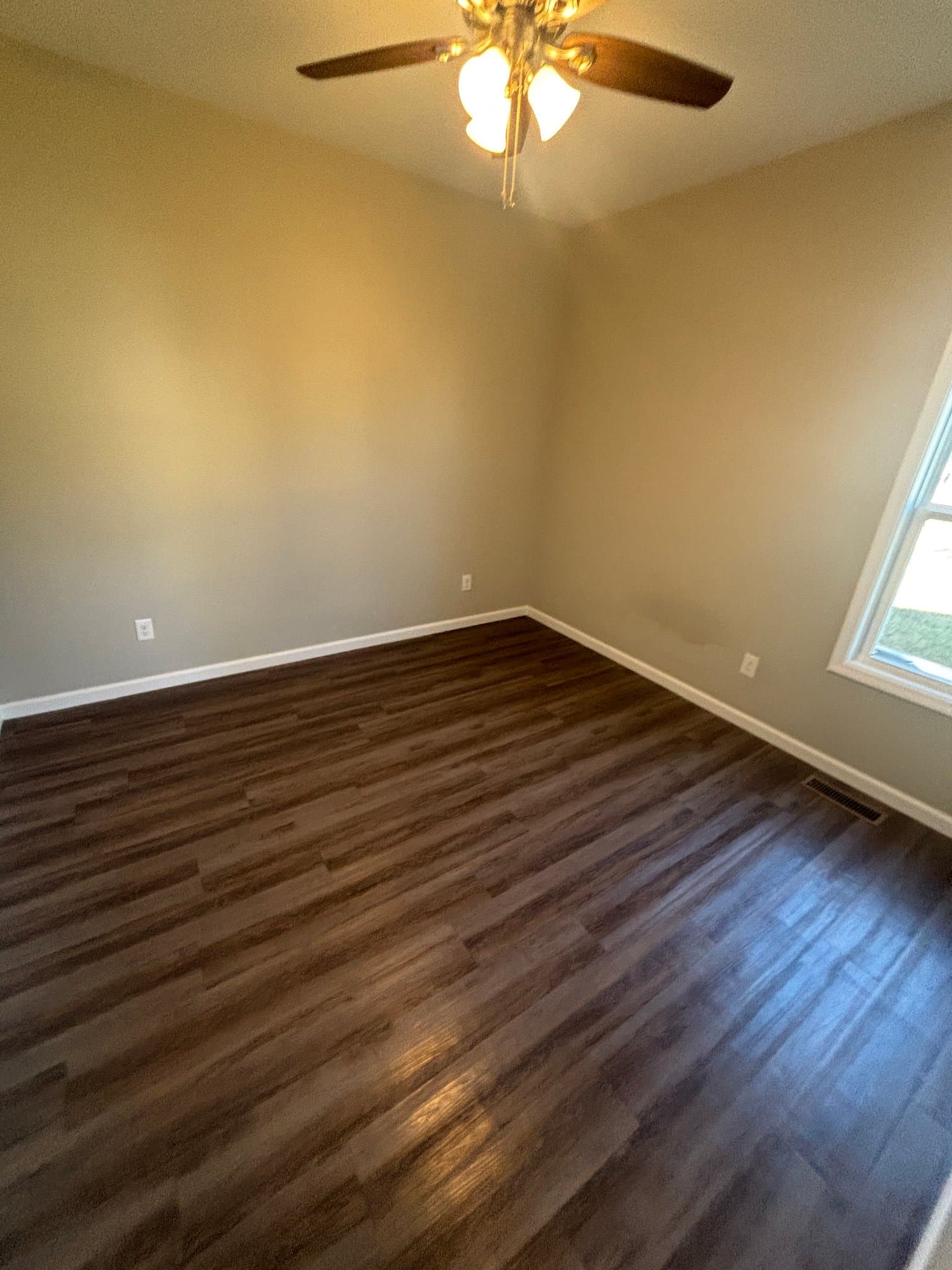 Lafayette House: 239 Cherokee