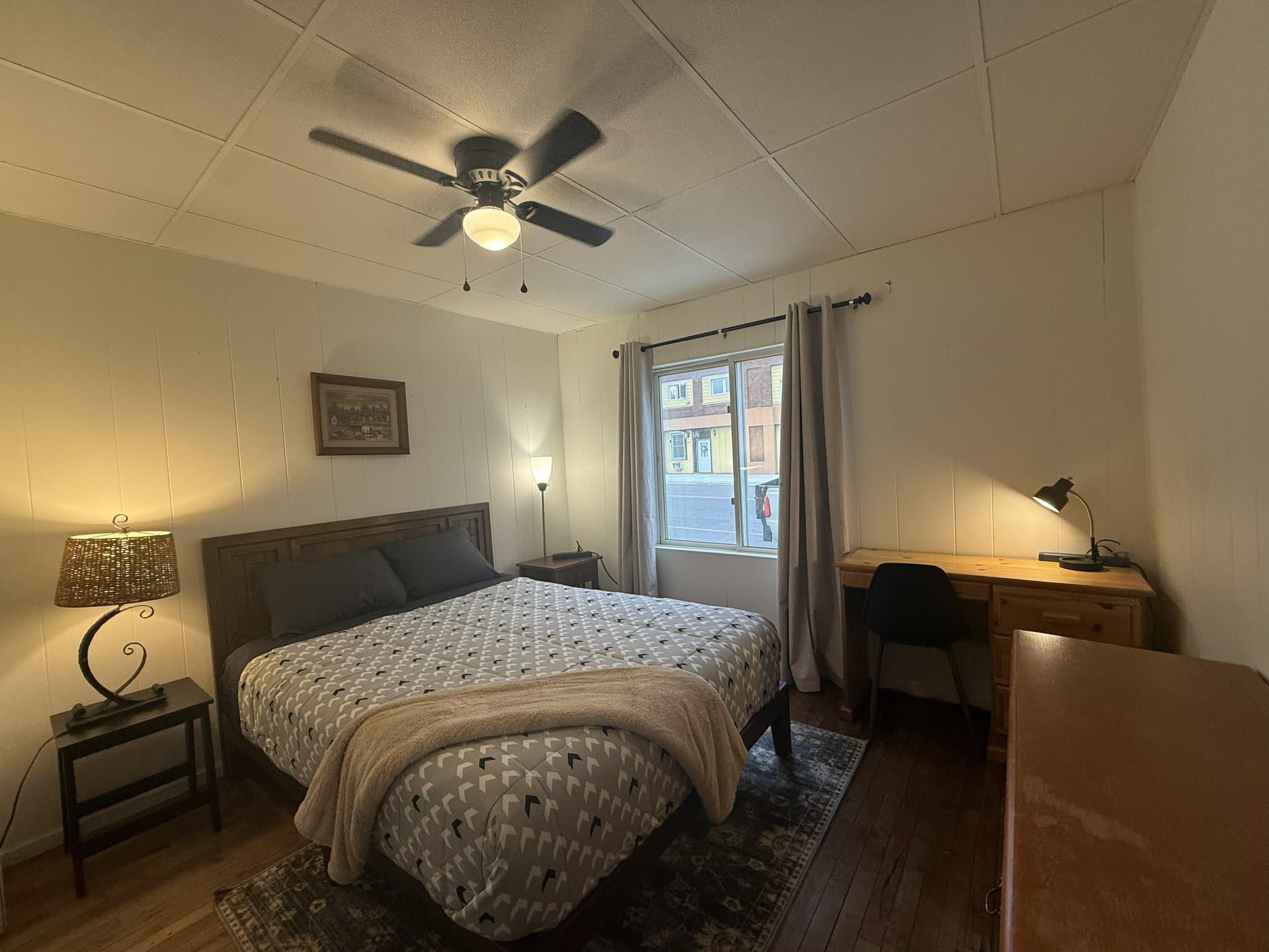 Keewatin Apartment: 318 N 1st St