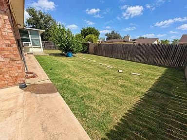 Lubbock House: 8411 Geneva Ave