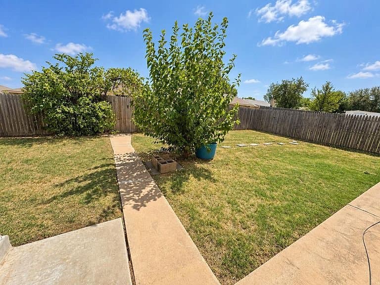 Lubbock House: 8411 Geneva Ave