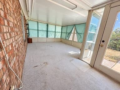 Lubbock House: 8411 Geneva Ave