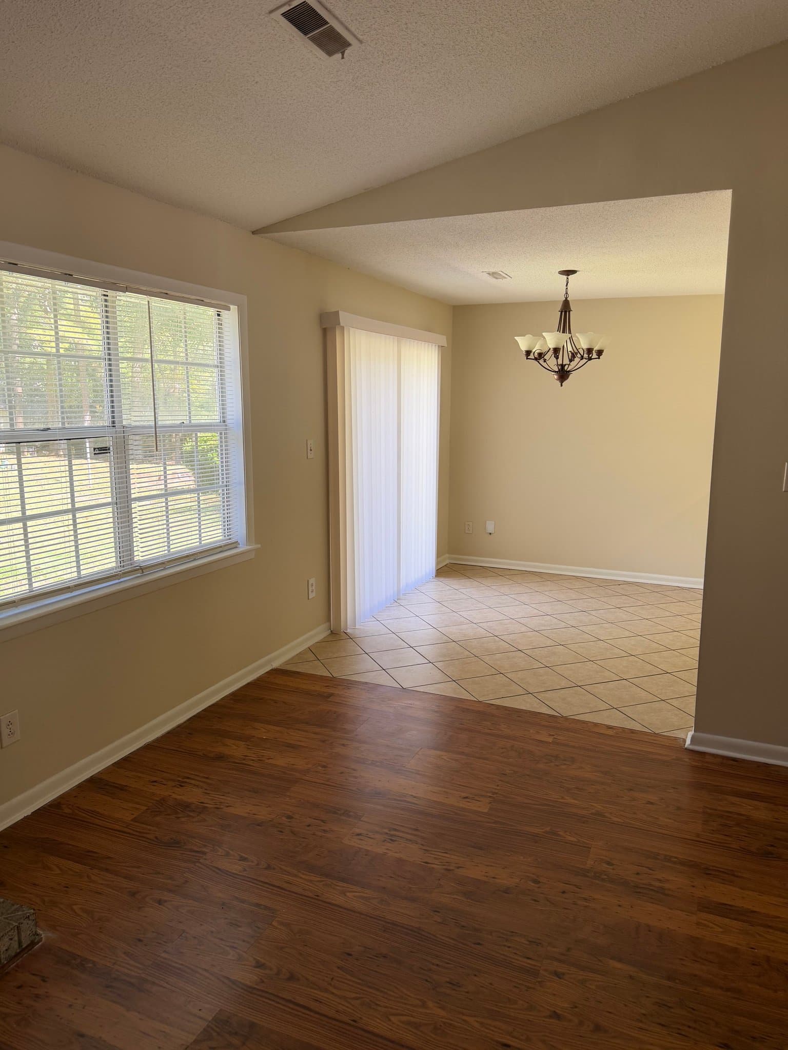 Charlotte House: 6101 Old Meadow Rd
