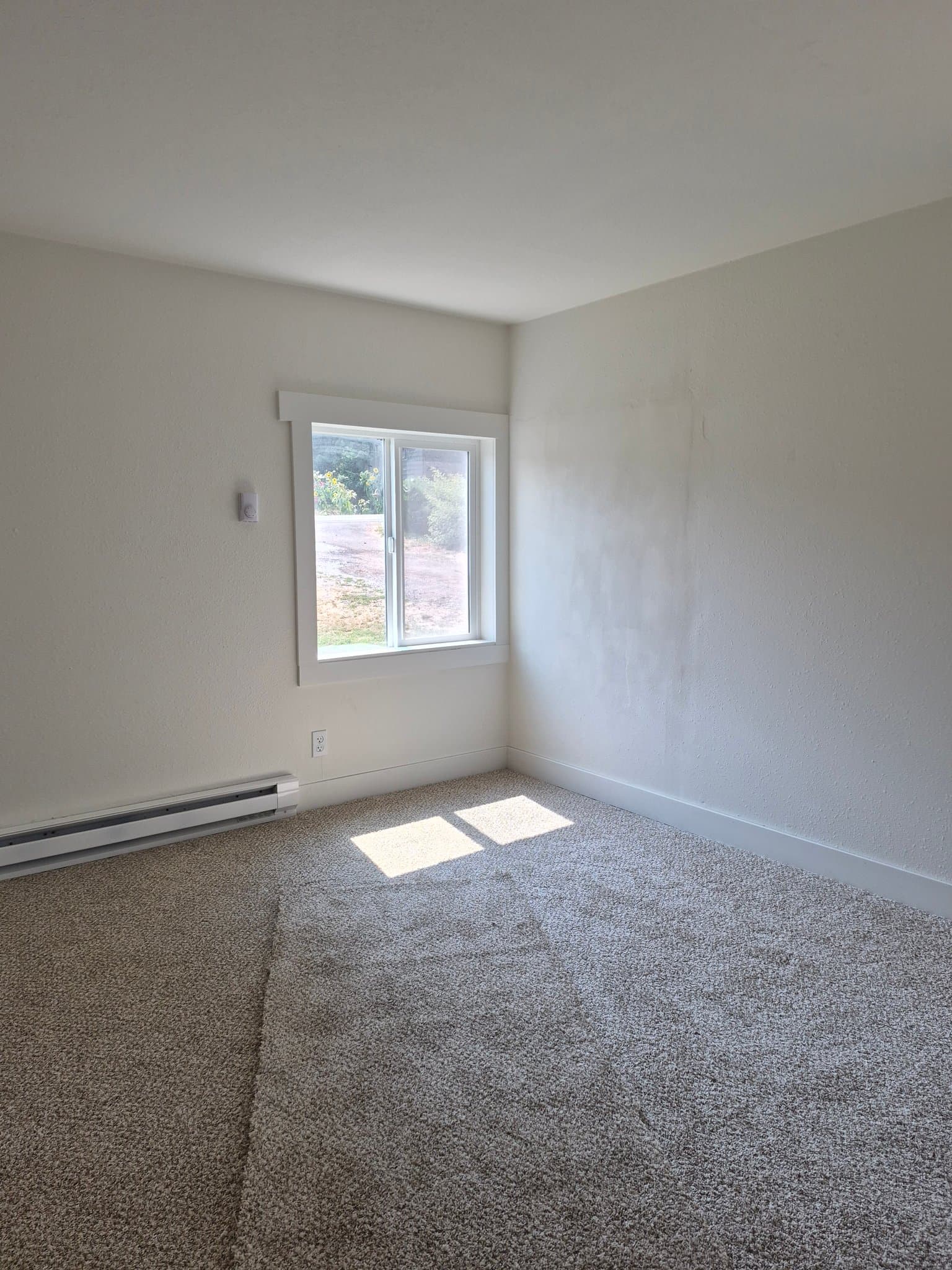 Hood River House: 3796 Davis Dr