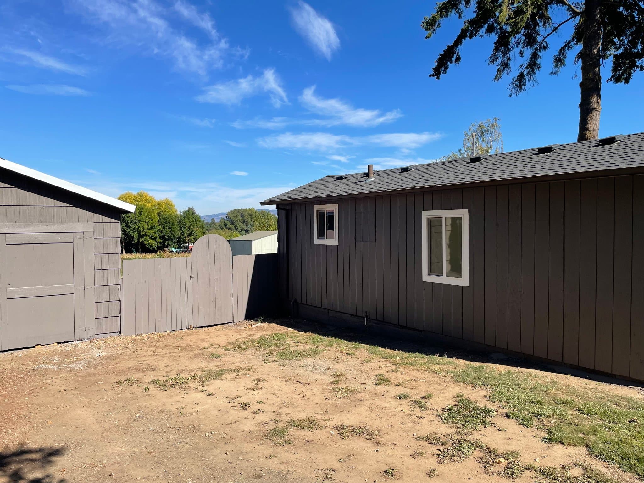 Hood River House: 3796 Davis Dr