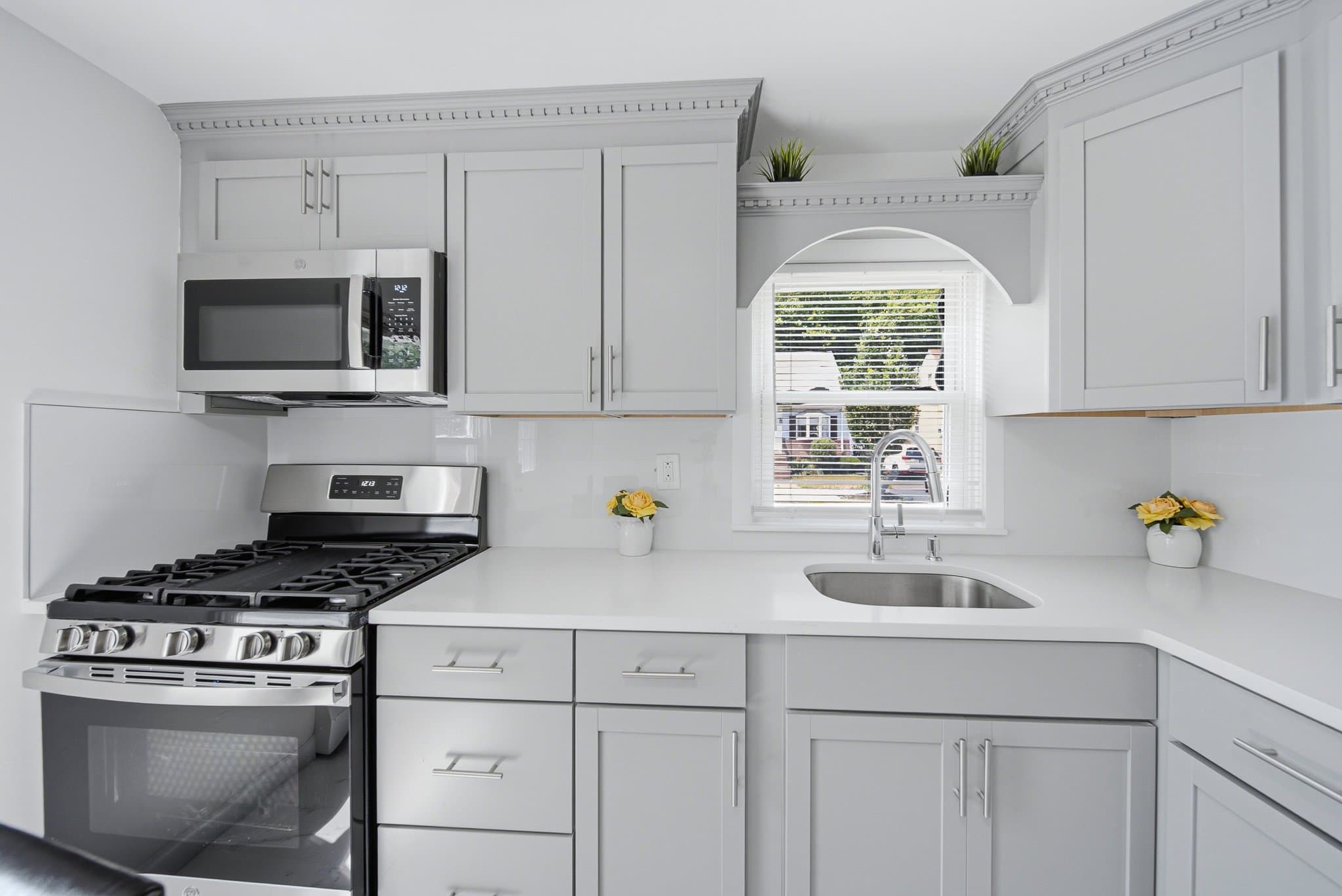 Hyde Park House: 42 Windham Rd