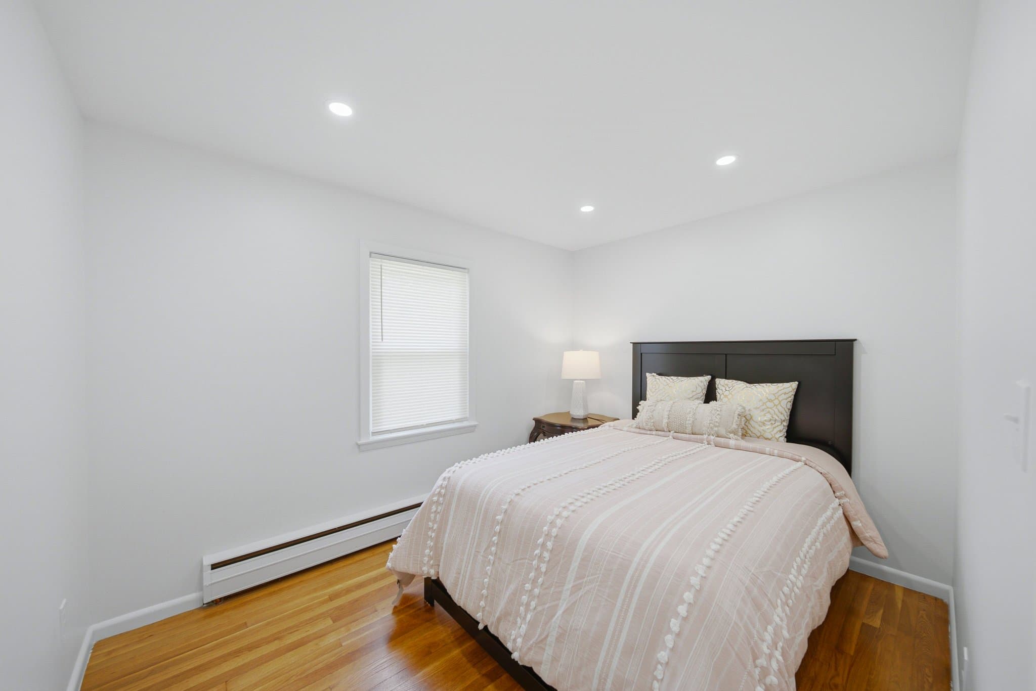 Hyde Park House: 42 Windham Rd