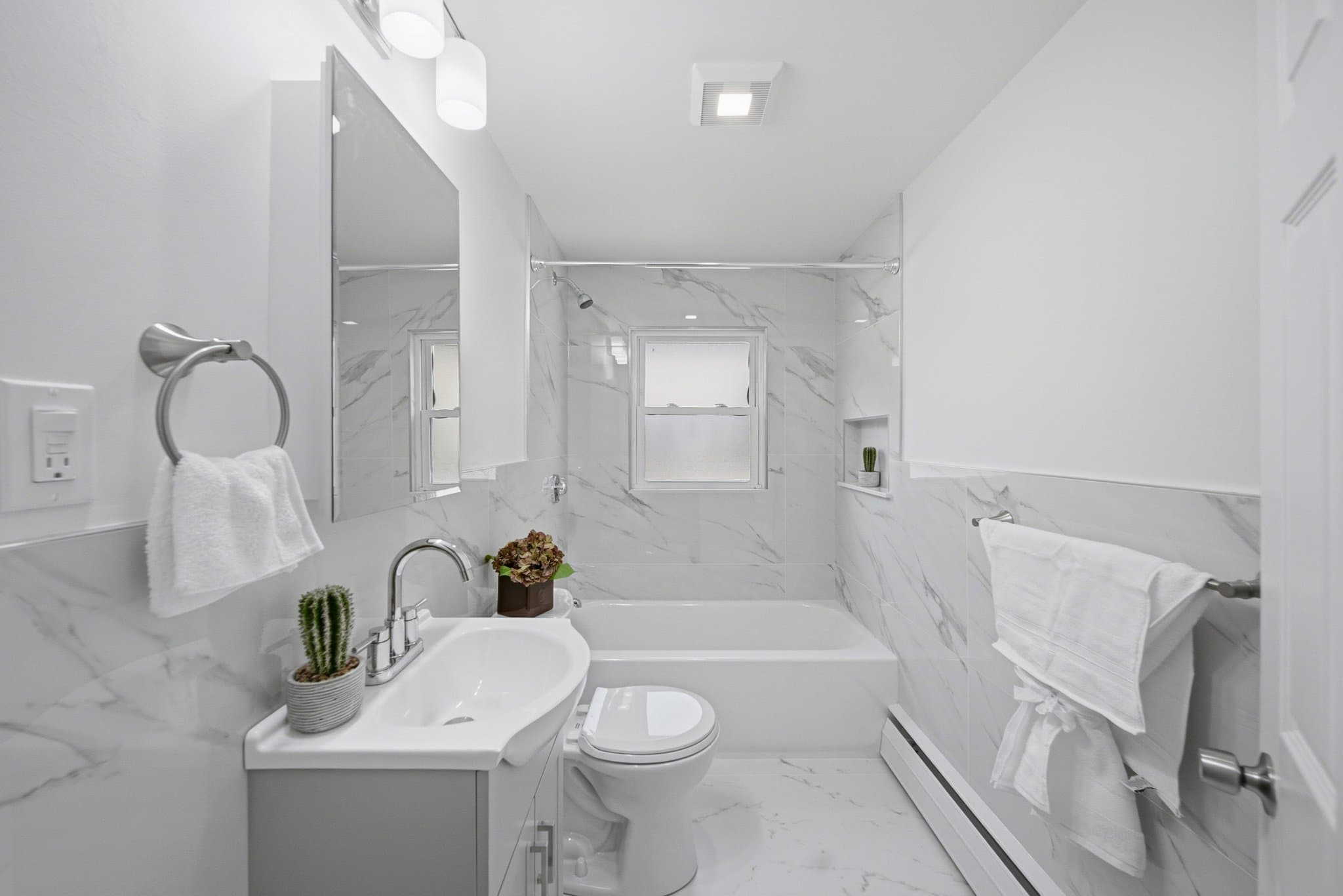 Hyde Park House: 42 Windham Rd