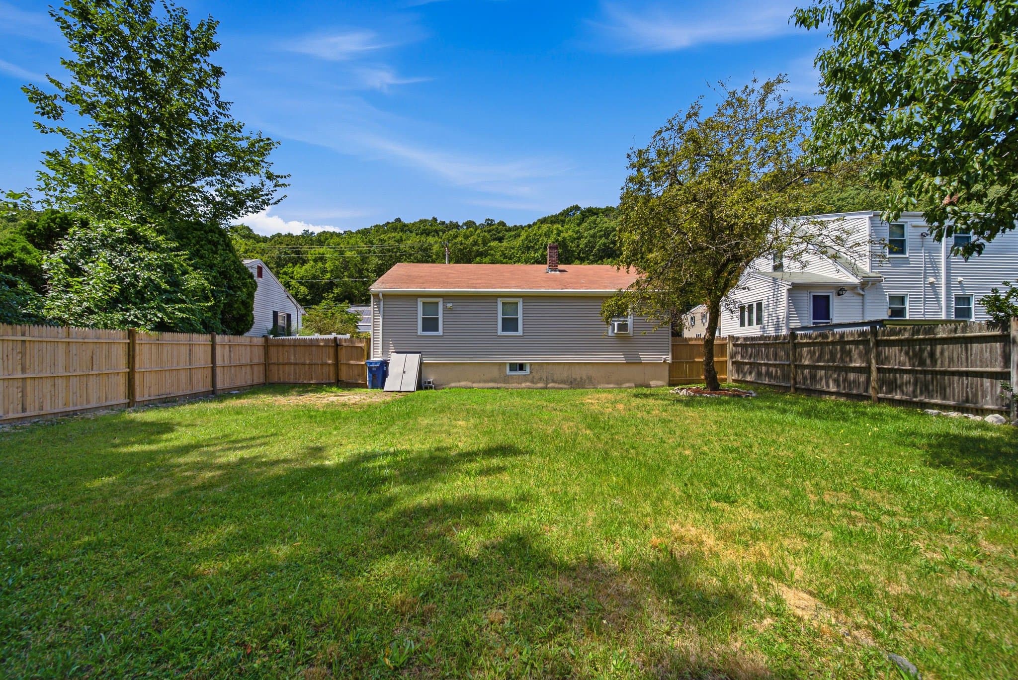 Hyde Park House: 42 Windham Rd