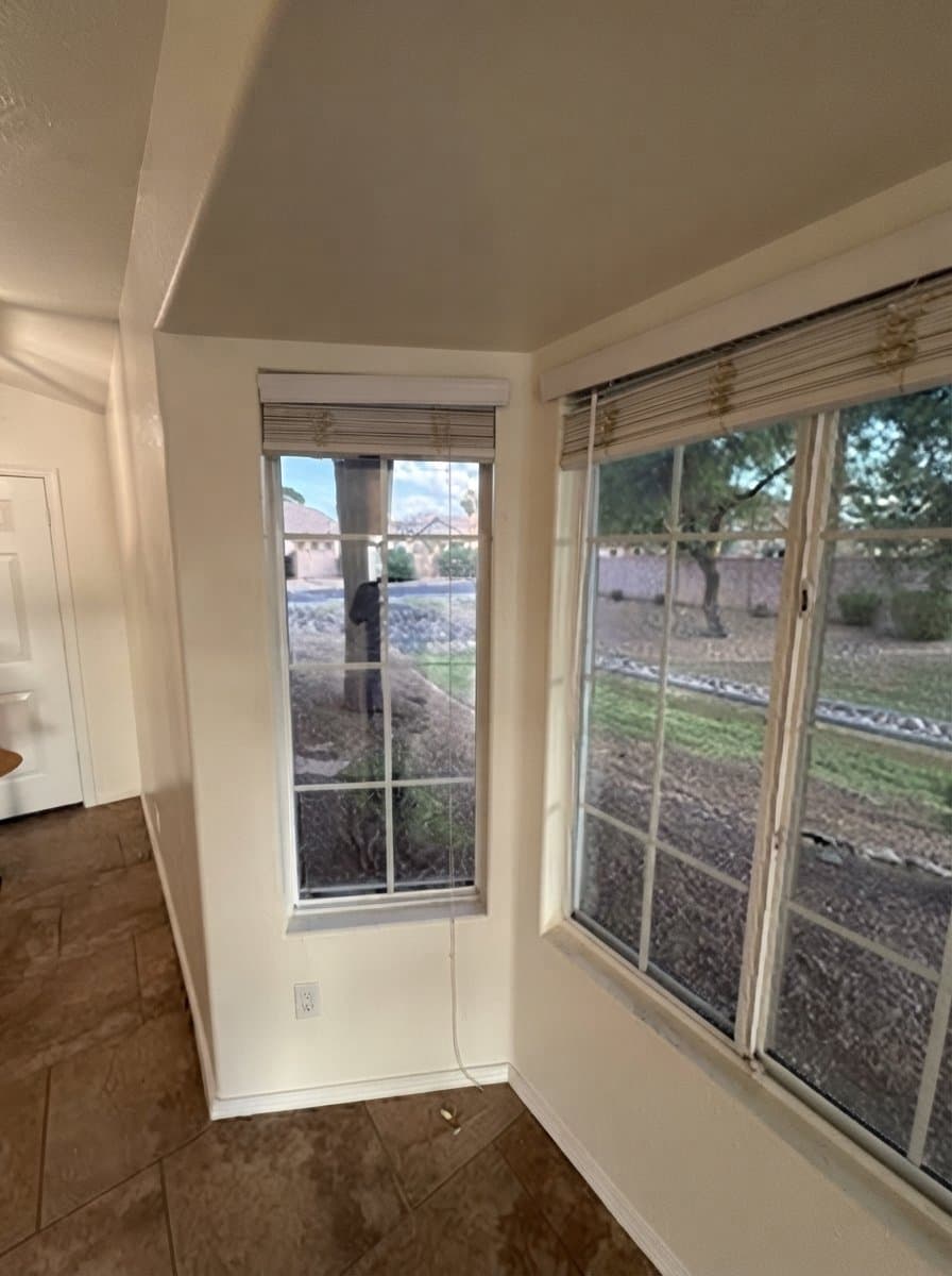 Phoenix House: 16036 N 11th Ave