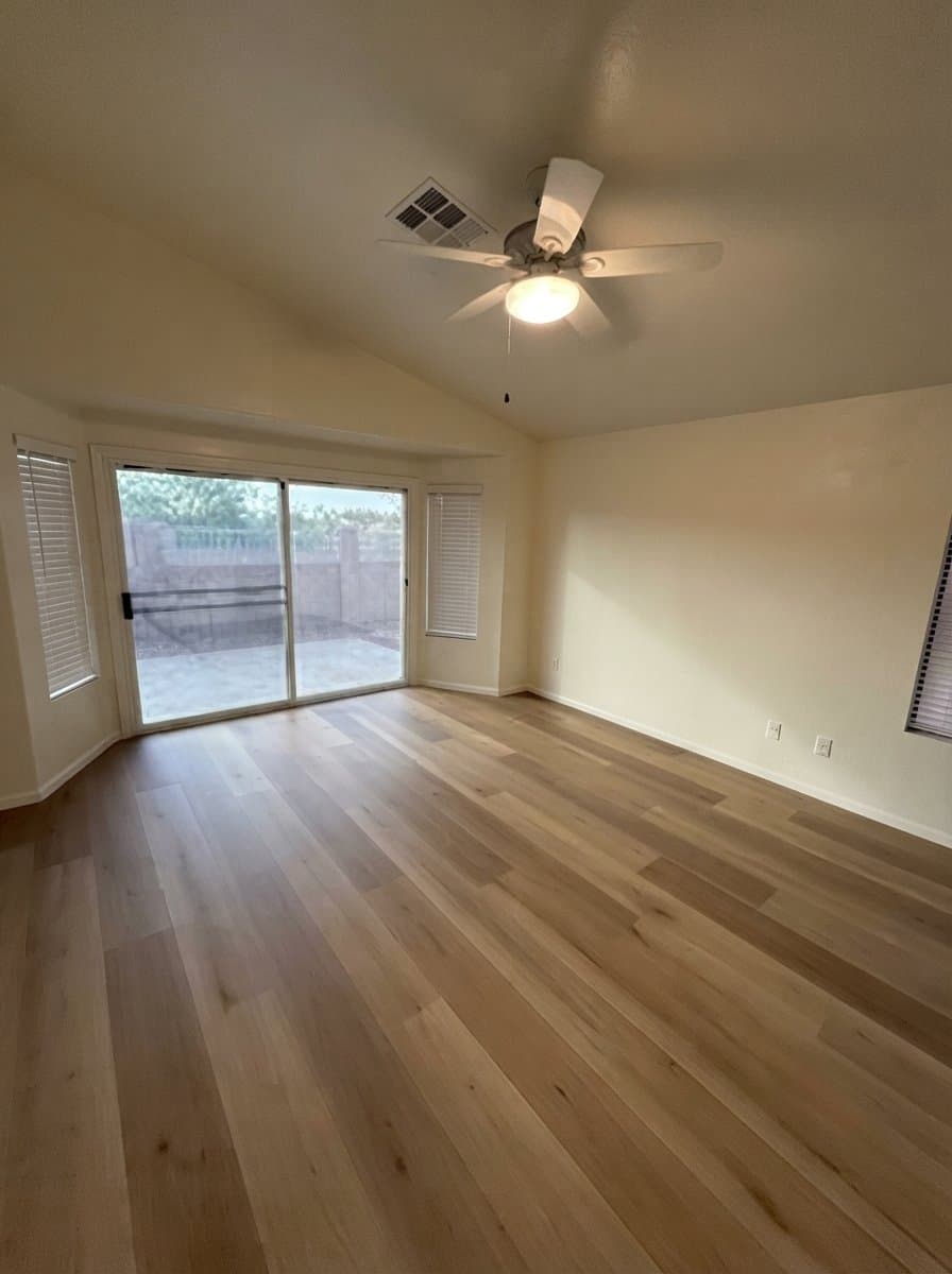 Phoenix House: 16036 N 11th Ave